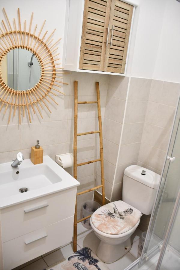 Le Cabanon H24,Atypique,Cosy,Port,Plage,Wifi,Netflix La Seyne-sur-Mer Exterior photo