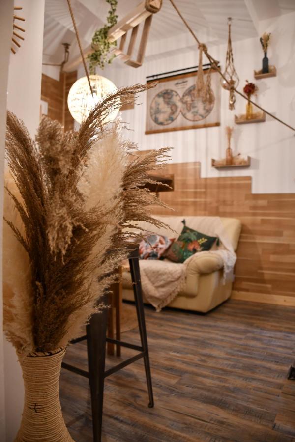 Le Cabanon H24,Atypique,Cosy,Port,Plage,Wifi,Netflix La Seyne-sur-Mer Exterior photo